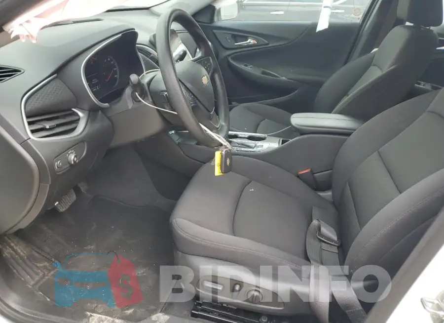 1G1ZD5ST8RF150831 Photo# 7