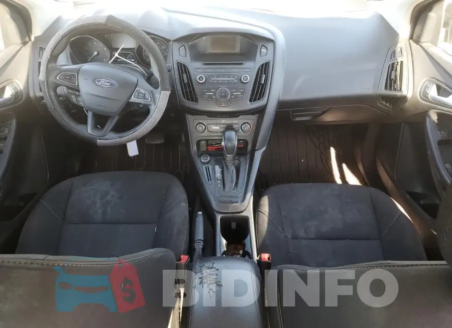 1FADP3F21HL290837 Photo# 8