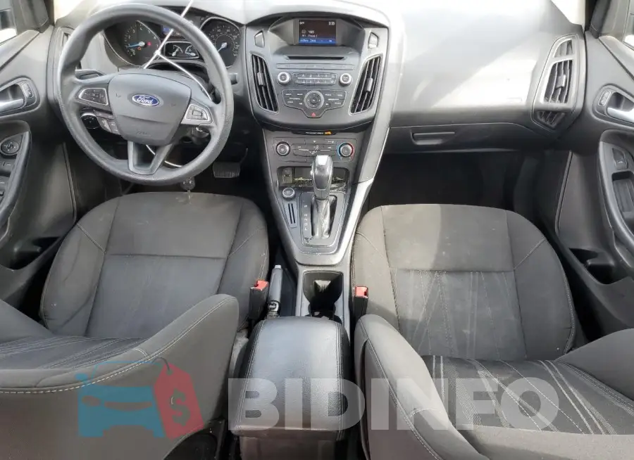 1FADP3F22GL270465 Photo# 8