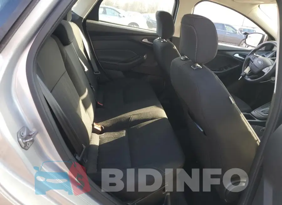 1FADP3F2XJL306927 Photo# 10