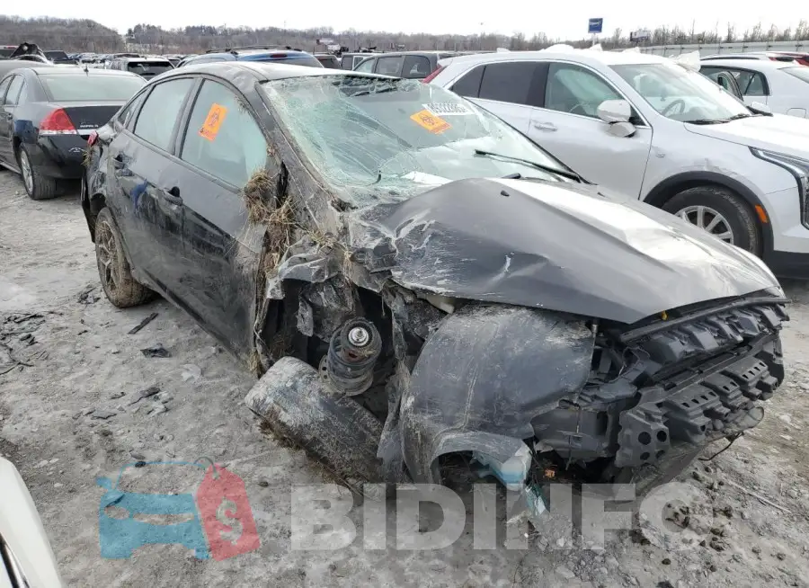 1FADP3H25JL323681 Photo# 4
