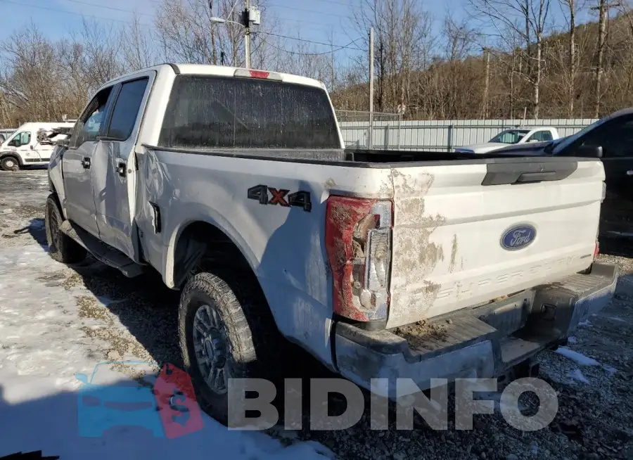 1FT7W2B60JEB83723 Photo# 2