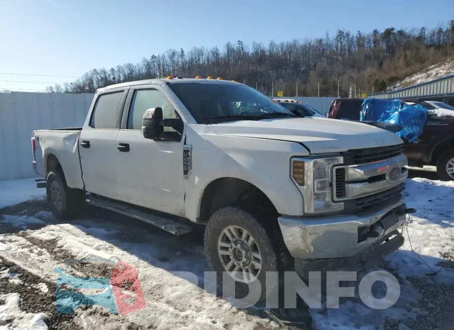 1FT7W2B60JEB83723 Photo# 4