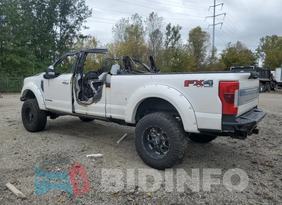 1FT8W3BT1JEB07119 Photo# 2