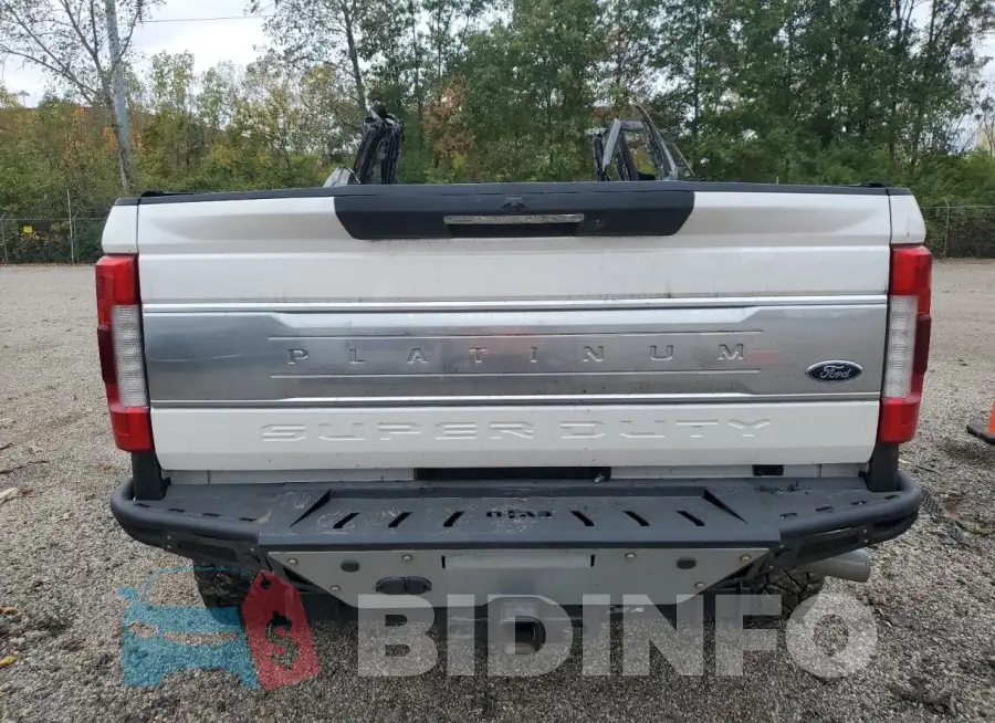 1FT8W3BT1JEB07119 Photo# 6