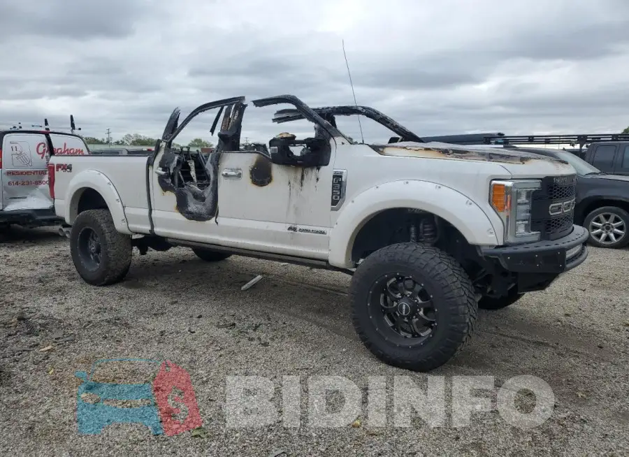 1FT8W3BT1JEB07119 Photo# 4