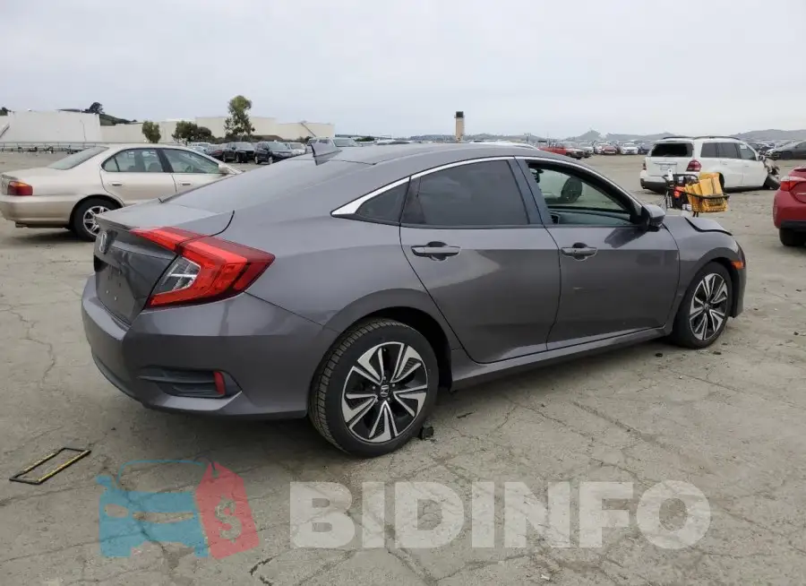19XFC1F74GE213126 Photo# 3