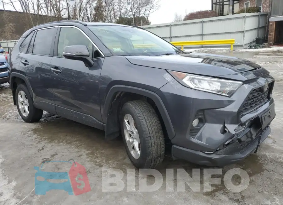 JTMP1RFV8KD015375 Photo# 4