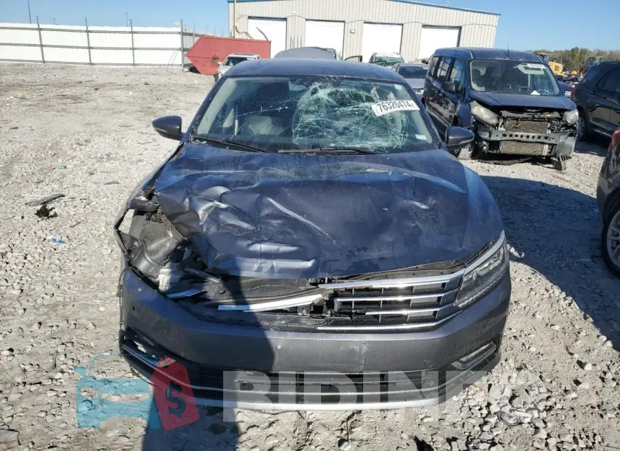 1VWCM7A34HC082437 Photo# 5