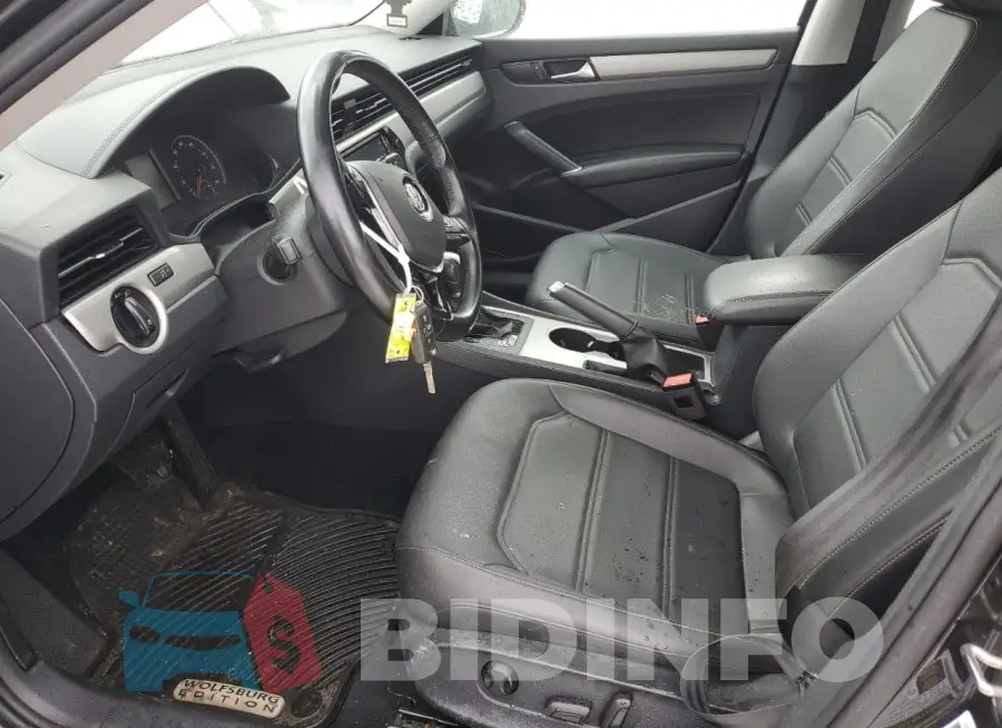 1VWSA7A31LC008681 Photo# 7