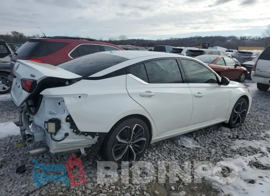 1N4BL4CV9RN379021 Photo# 3