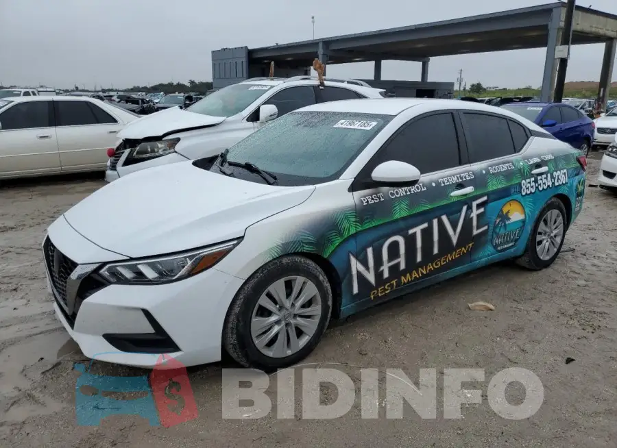 3N1AB8BV2NY228961 Photo# 1