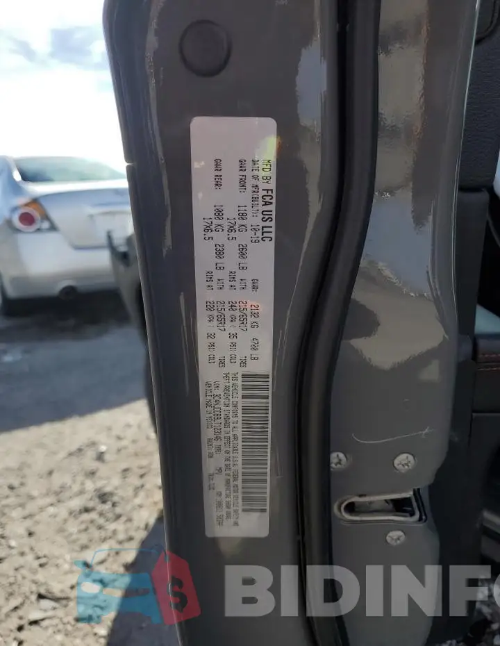 3C4NJDDB9LT123146 Photo# 13