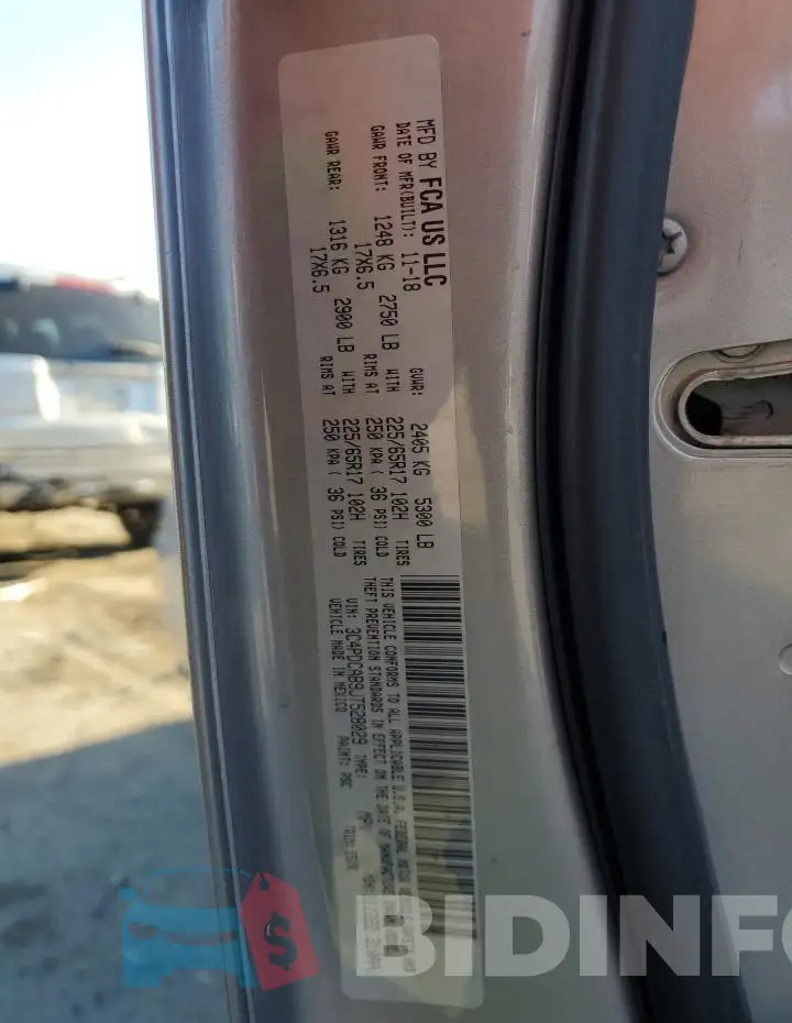 3C4PDCAB9JT528029 Photo# 13