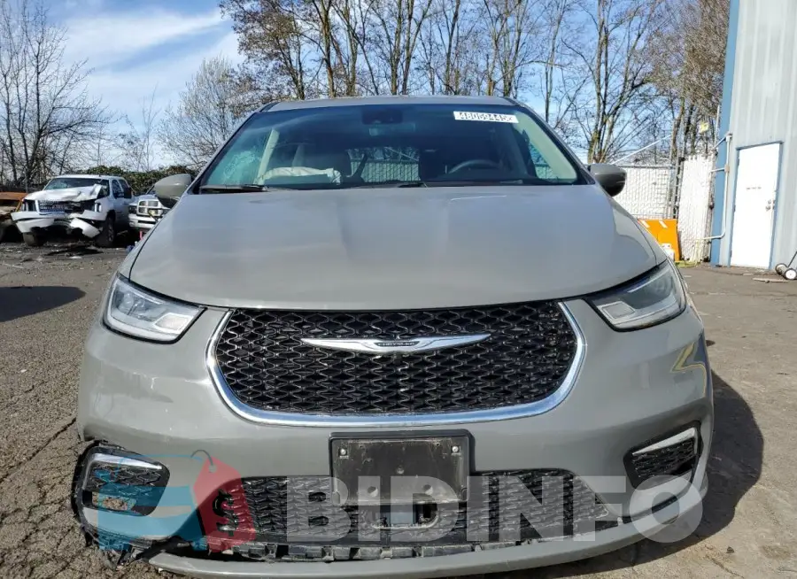 2C4RC1BG9PR606296 Photo# 5