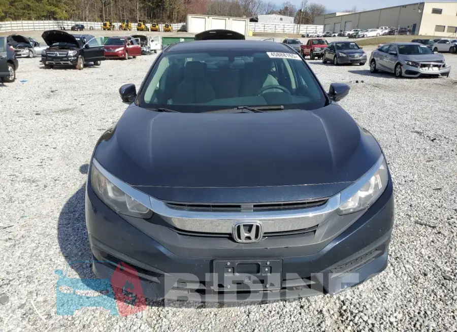 19XFC2F57HE033743 Photo# 5