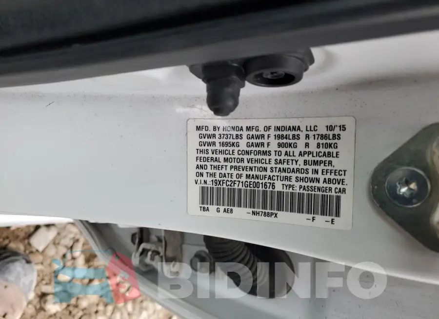 19XFC2F71GE001676 Photo# 12