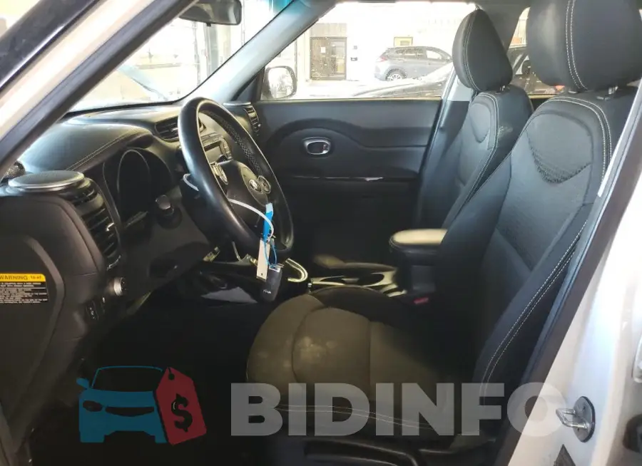 KNDJP3A52G7372954 Photo# 7