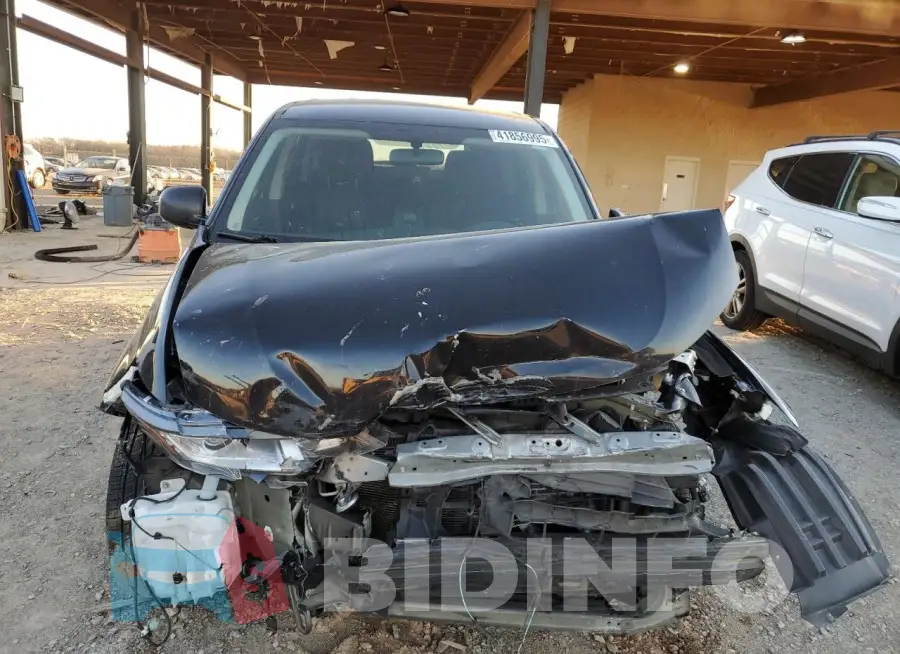 JA4AD2A33KZ048193 Photo# 5