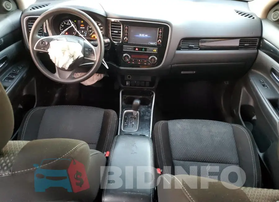 JA4AD2A33KZ048193 Photo# 8