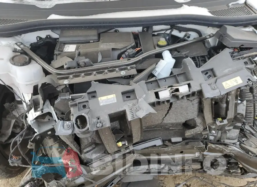 1V2VMPE85PC022892 Photo# 11