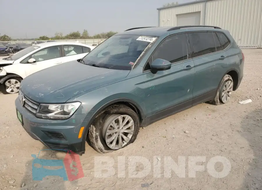 3VV1B7AX2KM132021 Photo# 1