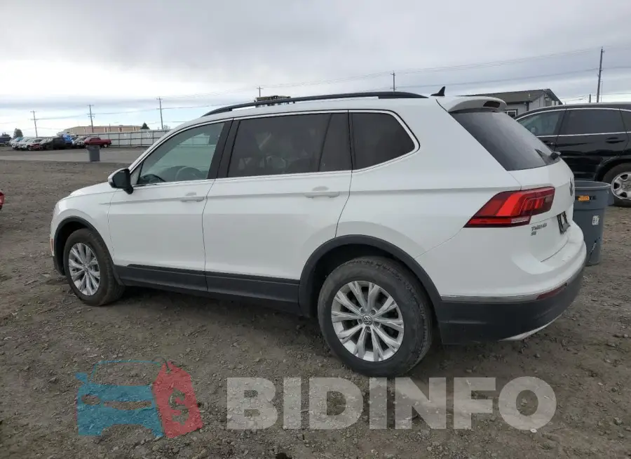 3VV2B7AX6KM067517 Photo# 2