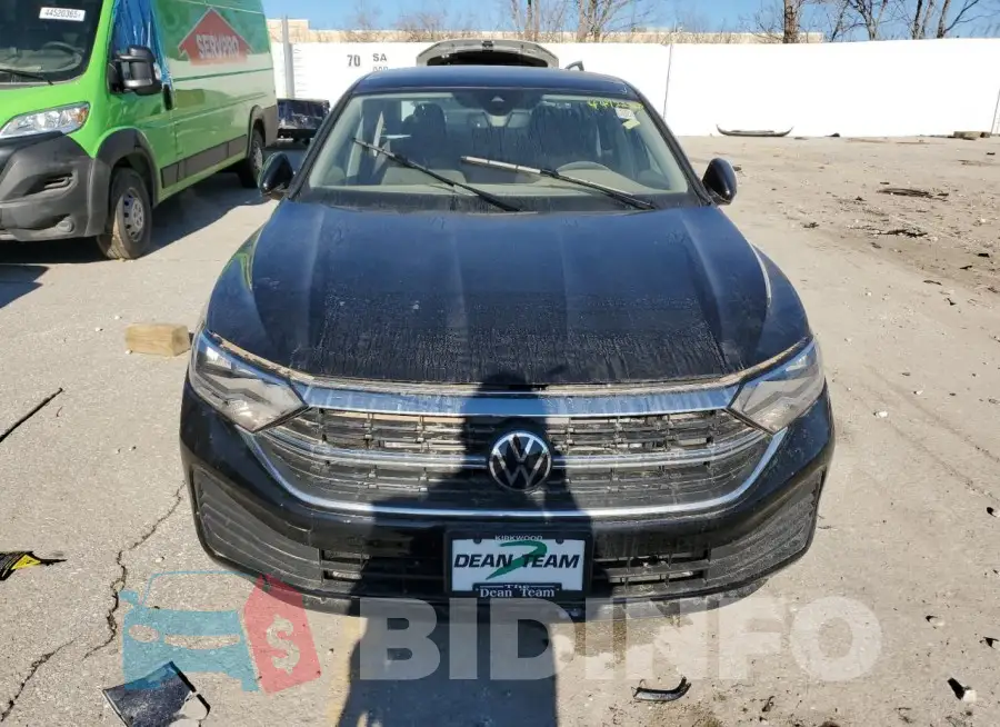 3VW7M7BU4RM097710 Photo# 5