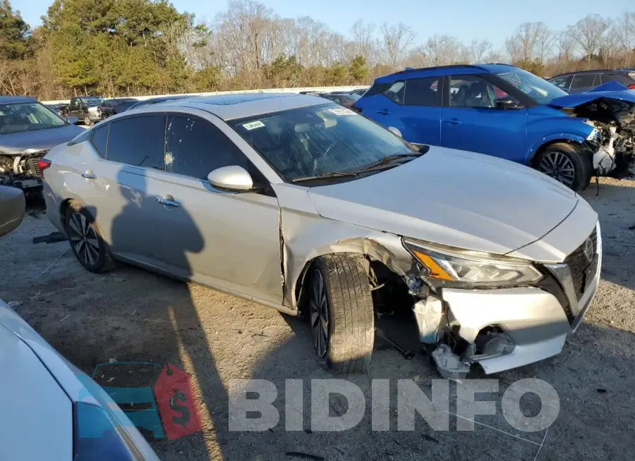 1N4BL4EV6LC157844 Photo# 4