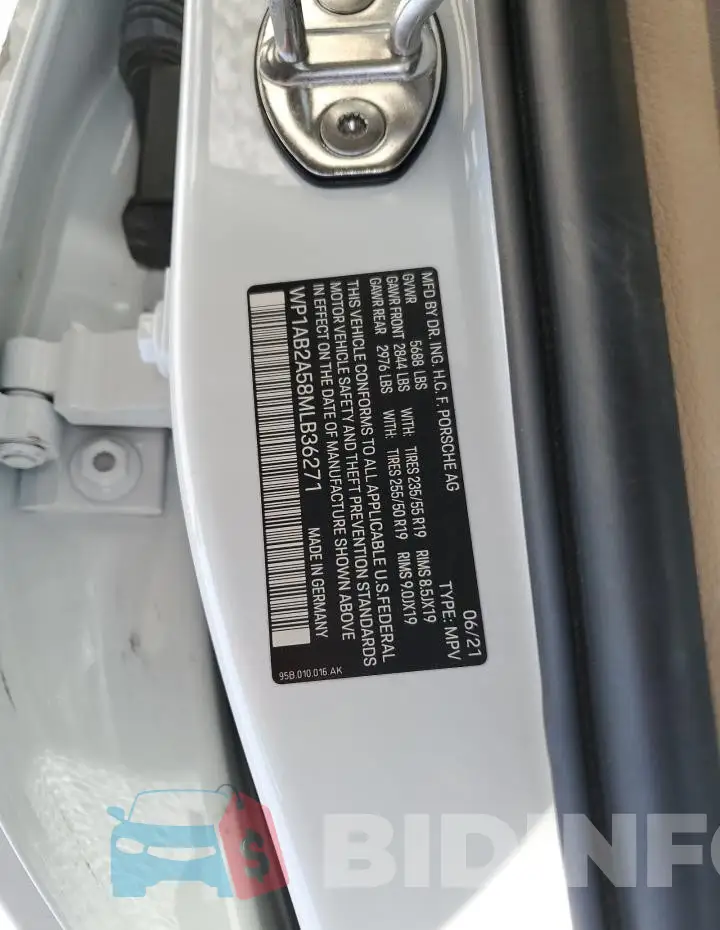 WP1AB2A58MLB36271 Photo# 12