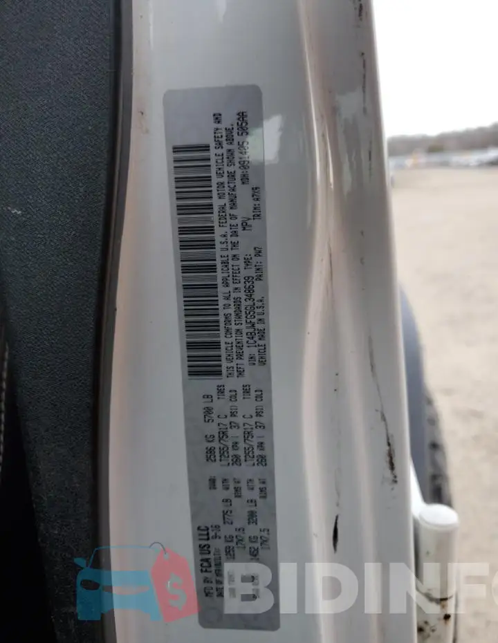 1C4BJWFG5GL348639 Photo# 12