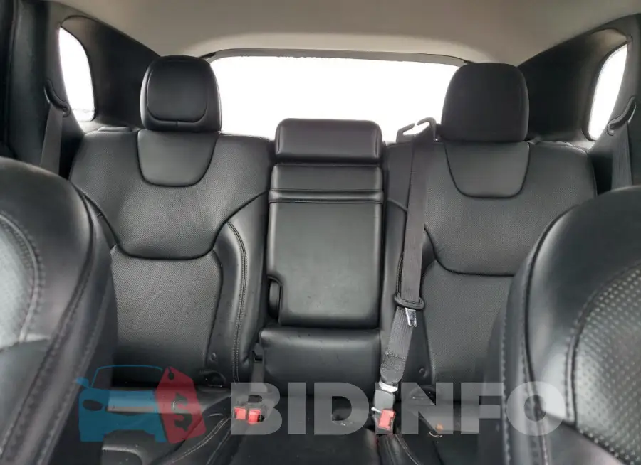 1C4PJLDB2KD300644 Photo# 10