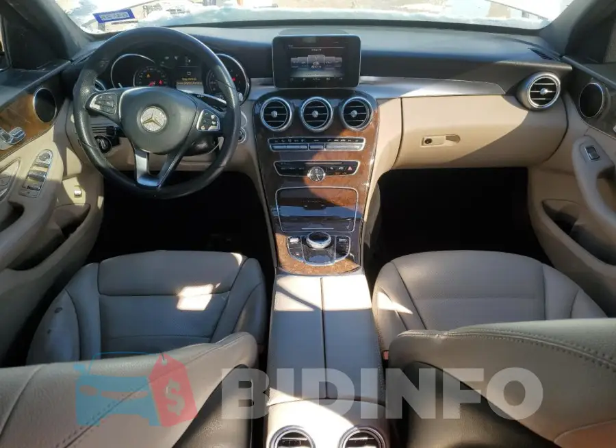 55SWF4JB3JU237891 Photo# 8