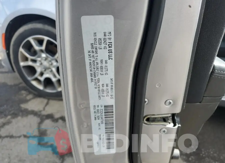2C3CDXJG1GH273058 Photo# 12