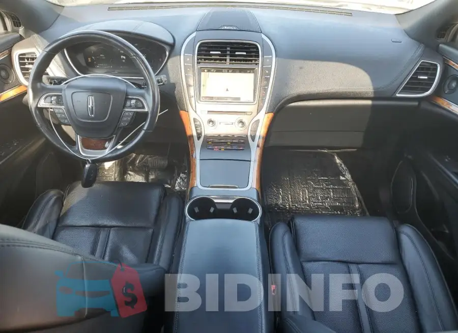 2LMPJ6L98KBL30477 Photo# 8