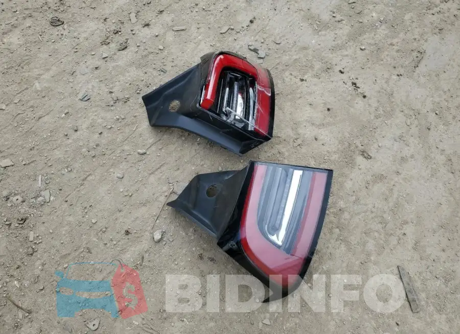 5YJ3E1EB7JF088417 Photo# 12