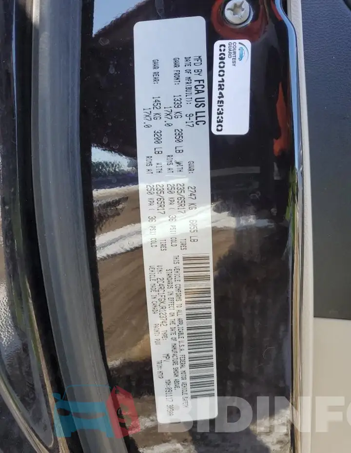 2C4RC1FGXJR123742 Photo# 13