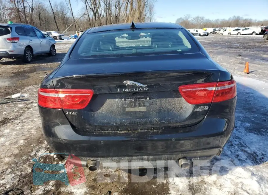 SAJAJ4BV6HA961808 Photo# 6