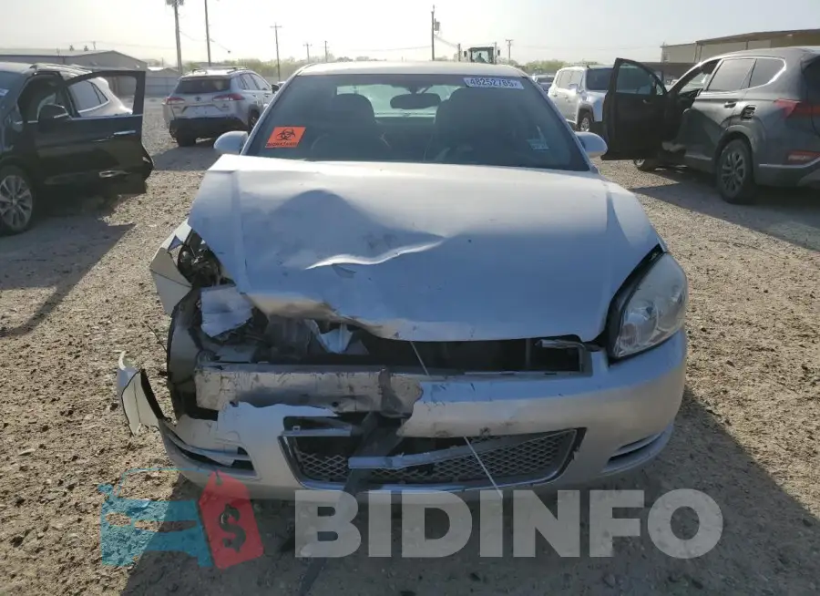2G1WB5E39G1102019 Photo# 5