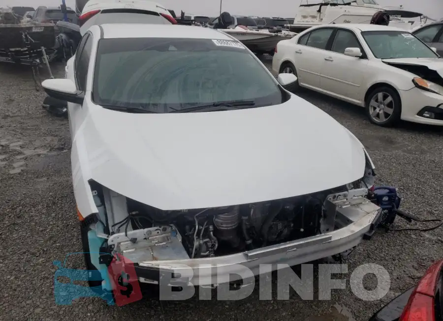 19XFC2F88ME001467 Photo# 5