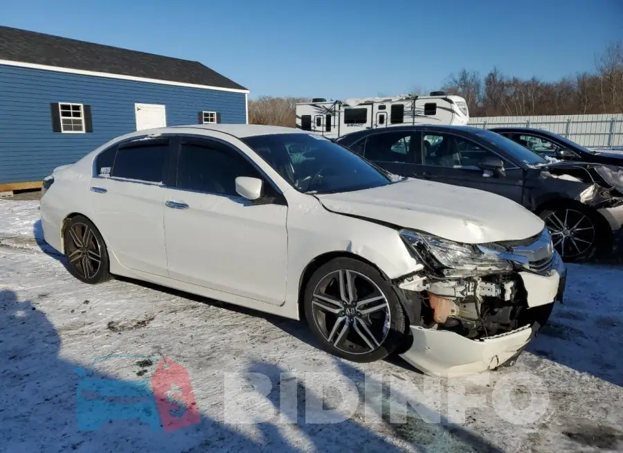 1HGCR2F53HA288895 Photo# 4