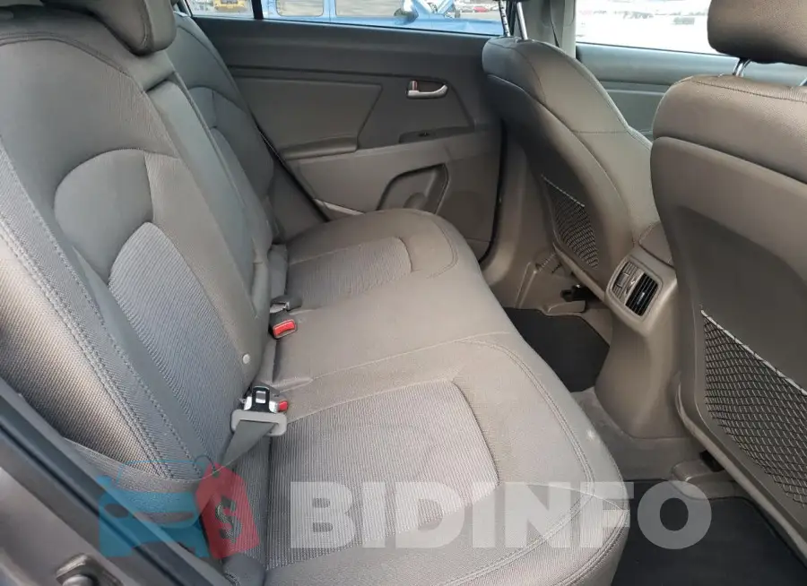 KNDPB3ACXG7880726 Photo# 11