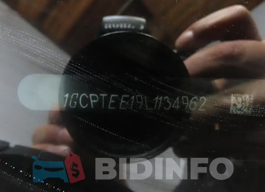 1GCPTEE19L1134962 Photo# 10