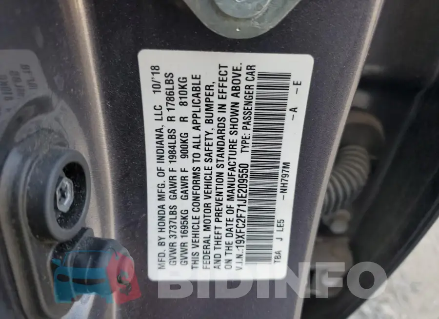 19XFC2F71JE209550 Photo# 12