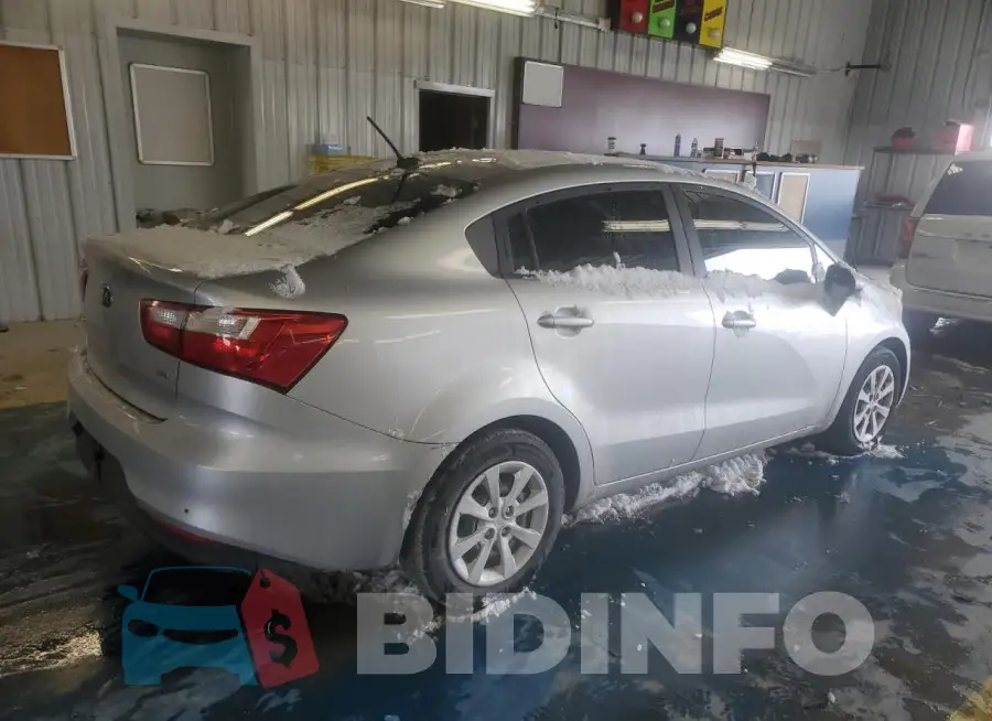 KNADM4A33G6678252 Photo# 3