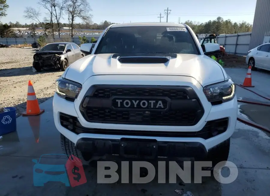 5TFCZ5AN0KX201921 Photo# 5