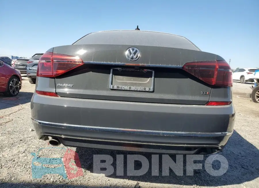 1VWDT7A38HC063333 Photo# 6