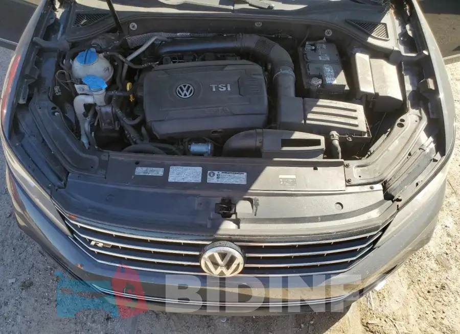 1VWDT7A38HC063333 Photo# 11