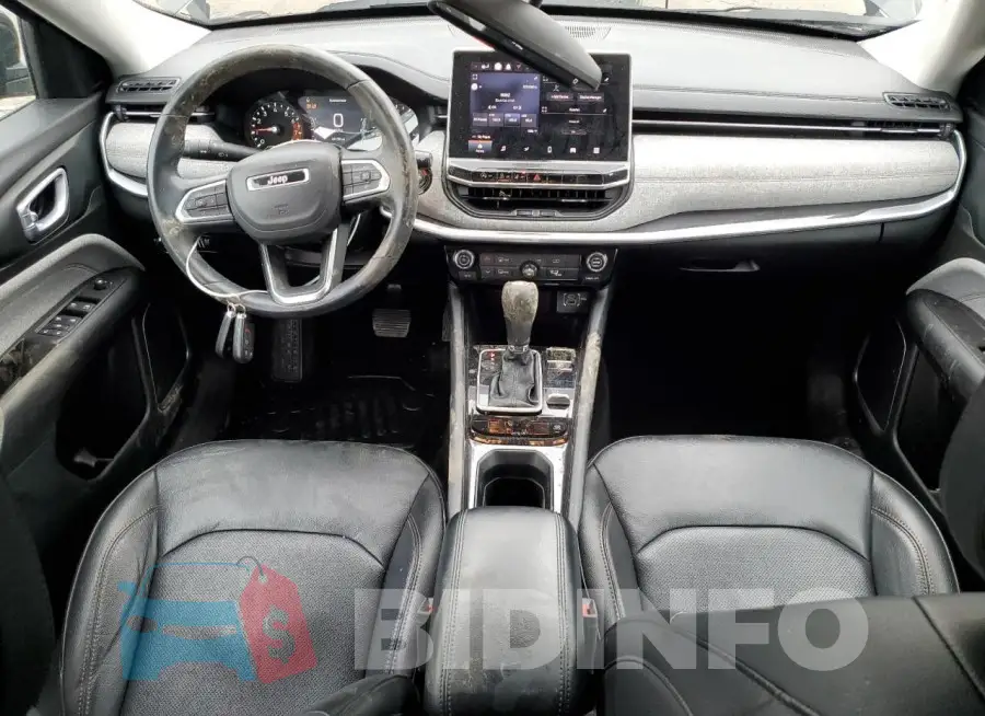 3C4NJDFBXNT118327 Photo# 8