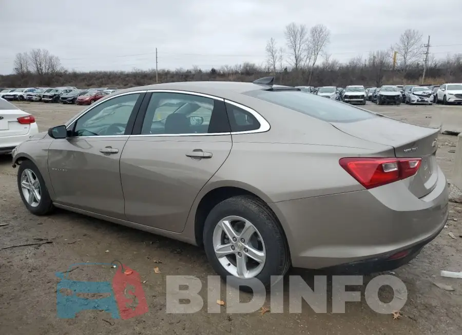 1G1ZB5ST3NF188371 Photo# 2